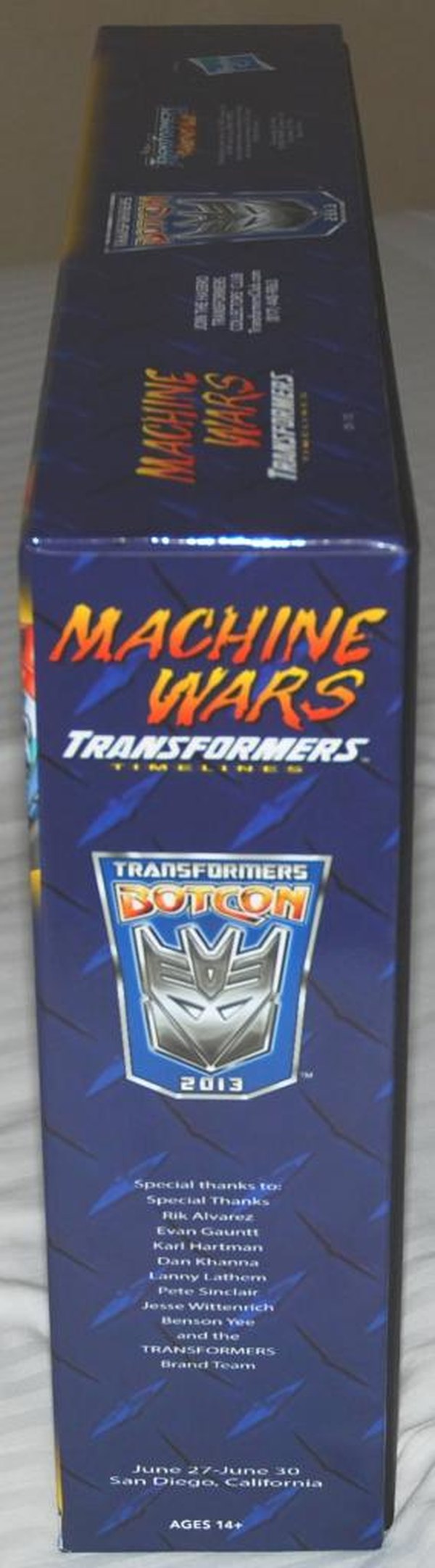 BotCon 2013   First Looks At Machine Wars Termination Set Out Of The Box  (18 of 31)